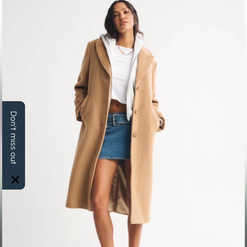 Abercrombie & Fitch Tan Trench Coat